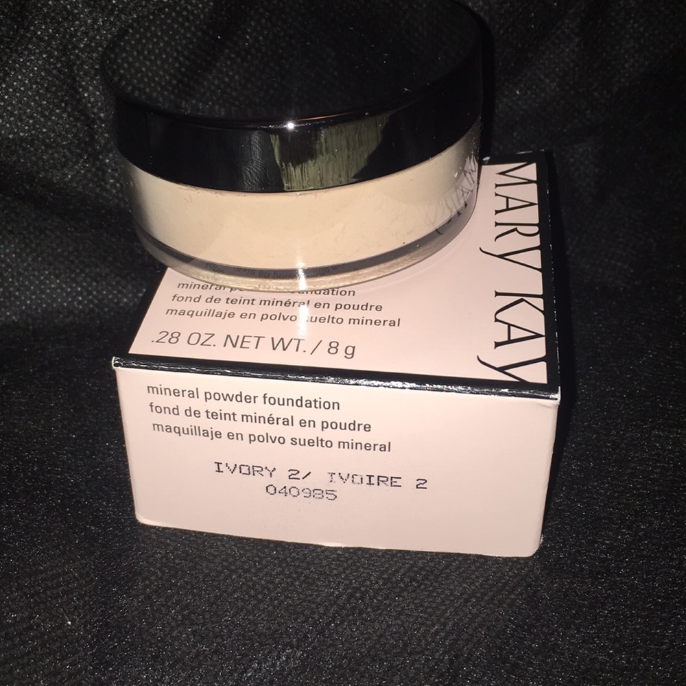 Mary Kay mineral powder foundation